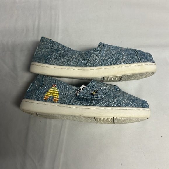 Toms - Classic Alpargata canvas shoe with embroidered bee design - Picture 2 of 6